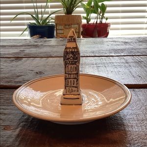 Anthropologie Molly Hatch Big Ben Ring Holder